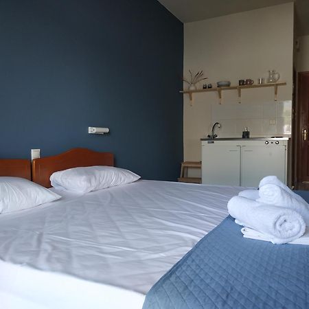Poros Town Apartments By Evita'S Resort מראה חיצוני תמונה